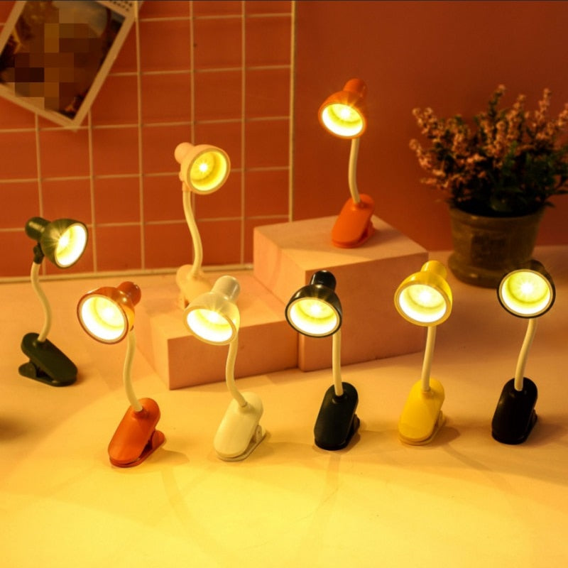 New Product Mini Portable Clip Small Table Lamp Portable Small Book Clip Night Light Random Angle Rotation Free Bending